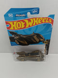 Batmobile  Batman The Brave And Bold 2023 Hot Wheels Gold 137 of 250 Batman 4/5 - 2