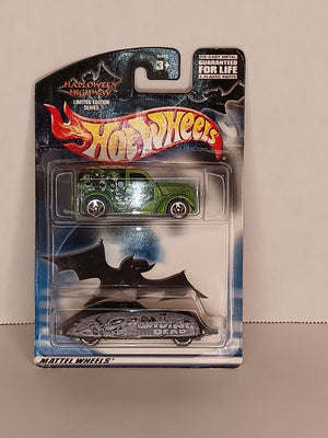 Hot Wheels Halloween Highway Zombies Diecast Car 2pack