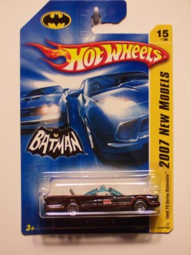 Batmobile - Hot Wheels 15